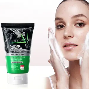 Anti-acne hidratante lavagem facial Carvão orgânico espuma limpeza suave esfoliante facial para pele acneica
