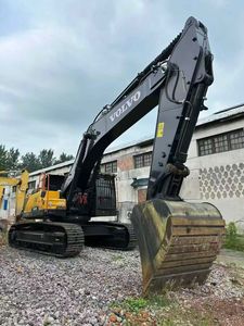 Volvo EC480 Used 47.9 Ton Crawler Excavator with Deutz Engine and Pump 2024 <b>Model</b> Excellent Condition - Product Image 2