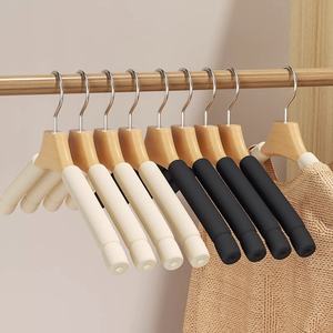 <span class=keywords><strong>Cintre</strong></span> de rangement <span class=keywords><strong>en</strong></span> <span class=keywords><strong>bois</strong></span> pour adultes à un niveau Étagère <span class=keywords><strong>en</strong></span> éponge <span class=keywords><strong>en</strong></span> <span class=keywords><strong>bois</strong></span> massif avec <span class=keywords><strong>lot</strong></span> antidérapant Colle Coton Logo personnalisable pour magasin de vêtements - Product Image 1