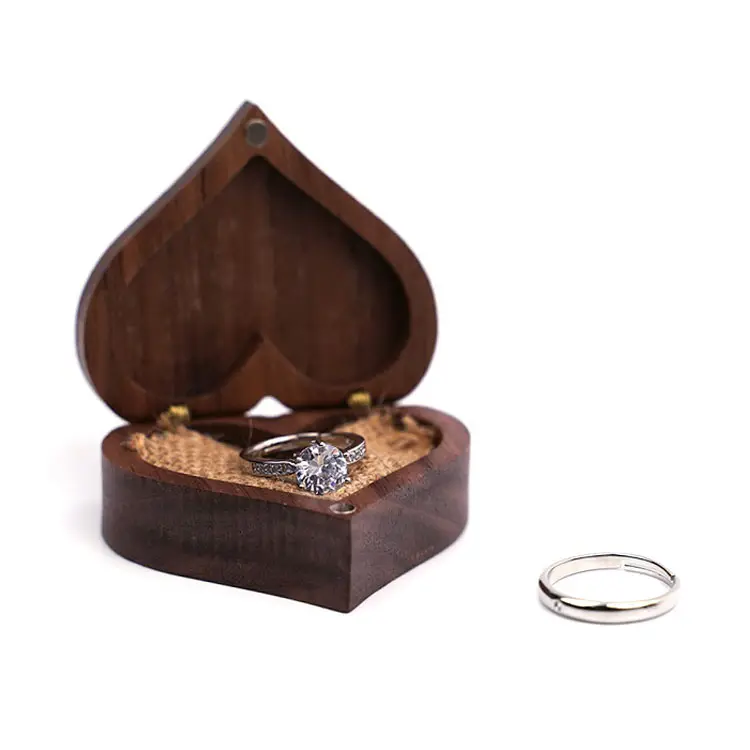 Caixa de joias magnética pequena, embalagem personalizada de luxo coração casamento caixa de madeira anel