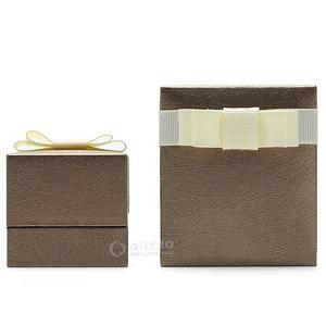 Boîte à bijoux en carton personnalisée avec logo, couleur or champagne, pour collier, bracelet, boucles d'oreilles, bague, avec nœud - Product Image 6