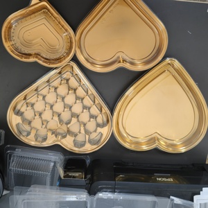 Tùy Chỉnh Pet Vàng Hình Trái Tim Sô Cô La Bao Bì Hộp Với Nắp Nhựa Trái Cây Blackberry Container Với Con Dấu - Product Image 5