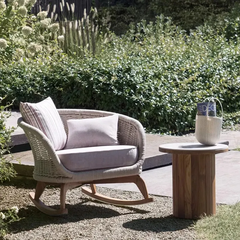 High-end mobília do pátio madeira quadro cadeira de vime espreguiçadeira jardim define sofá rattan ao ar livre com fezes para um assento