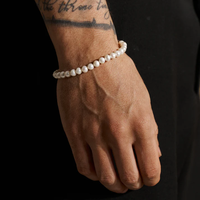 Bijoux personnalisés simples minimalistes collier de perles arrondies perles de coquillage blanc audacieux collier ras du cou et ensemble de bracelets pour hommes