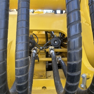 Excavatrice sur chenilles Komatsu PC350-7 d'occasion d'origine japonaise, modèle 2022, poids opérationnel de 35 tonnes, composants essentiels du moteur et du bloc moteur, vente chaude - Product Image 4