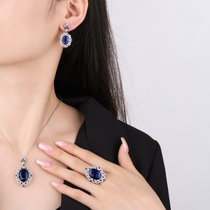 High Quality Eco-friendly Copper Oval Cut 13*18-8*12mm Blue Cubic Zirconia Creative Full Diamond Flowers Jewelry Set - Product Image 6