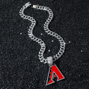 สร้อยคอจี้รูปตัวอักษร A สีแดง ดีไซน์ล้ำสมัย ขายดี สไตล์ฮิปฮอปสุดเทรนดี้ สร้อยคอผู้ชาย เครื่องประดับแฟชั่น ขายส่ง - Product Image 2