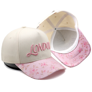 Gorras de Béisbol Personalizadas Bordadas en Algodón Estructurado con Estampado Floral Rosa, Gorras de 5 Paneles - Product Image 1