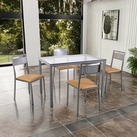 Ensemble moderne table et chaises de salle à manger italienne Mobilier de maison en métal pour salle à manger Cuisine Salon Villa Hôtel