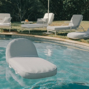 Chaise longue de piscine pour bronzer, chaise longue de plage luxueuse avec revêtement en PVC résistant aux perforations et tissage en coton imperméable. - Product Image 3