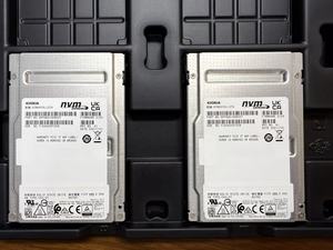 Unidad de Estado Sólido NVMe U.2 KCM6XVUL12T8 de 12.8 TB de Kioxia para Servidores, 100% Valor en Saludización, Unidades de Estado Sólido - Product Image 3