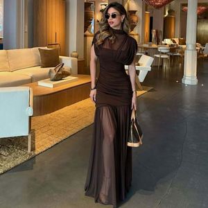 Robe de soirée Maxfree marron en maille, sans manches, froncée, longue, avec superposition transparente, pour occasions formelles - Product Image 1