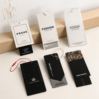 Étiquettes suspendues personnalisées en papier gaufré, étiquettes de vêtements de luxe, étiquettes rectangulaires avec logo de marque pour sacs, chaussures, accessoires