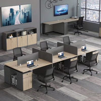 Poste de travail de direction moderne au design innovant, bureau modulaire 4 places avec armoire de rangement et cloisons