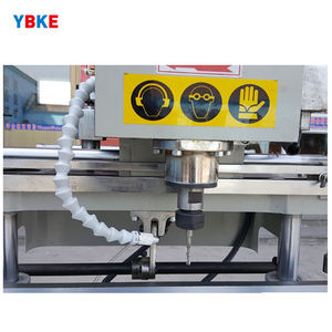 Machine à fabriquer des fenêtres et des portes, fraiseuse à tête unique - Product Image 4