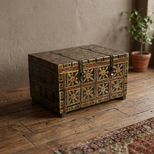 Meilleure boîte de rangement en bois laqué oriental, boîte décorative rectangulaire avec motif floral, design noir et or, pour la chambre à coucher - Product Image 3