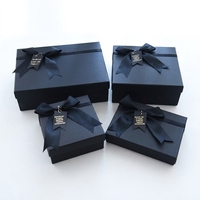 Kotak Hadiah Kemasan Kertas Rigid Hitam Elegan Laminasi Matt Embossing Kustom Grosir Harga Murah