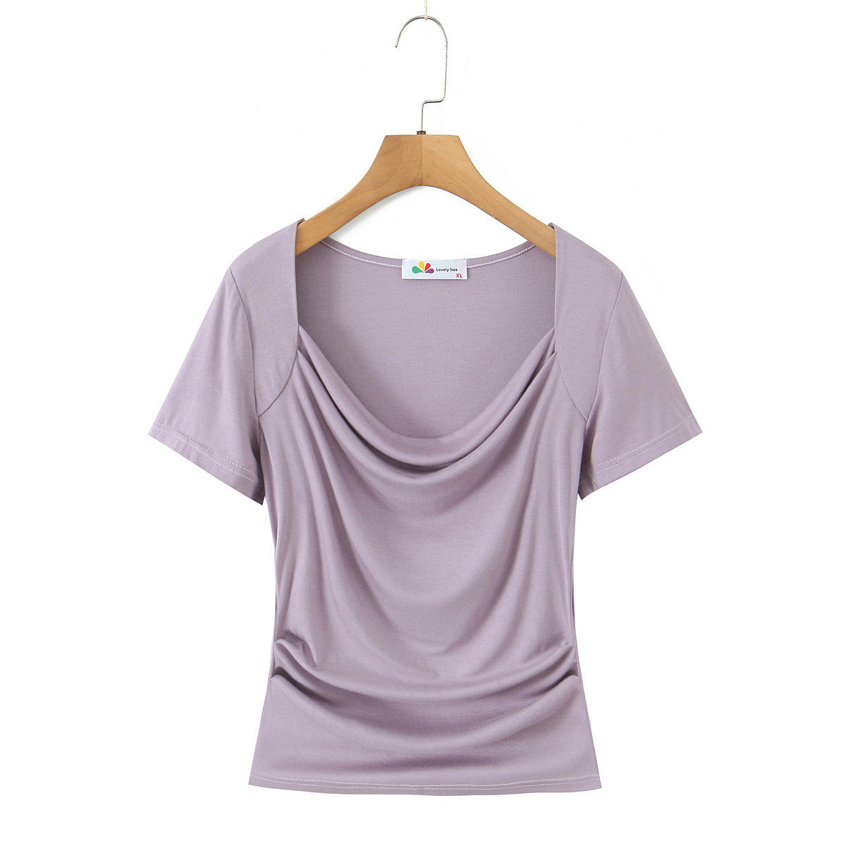 เสื้อแขนสั้นสีม่วง