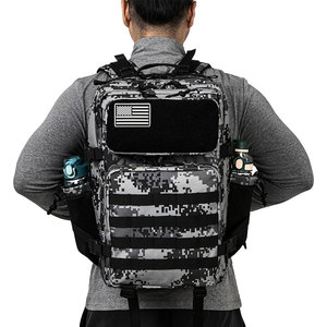 Sac à dos tactique imperméable personnalisable, fabriqué sur mesure, pour la randonnée en plein air, motif camouflage, sac de trekking élégant, sac de jour - Product Image 3