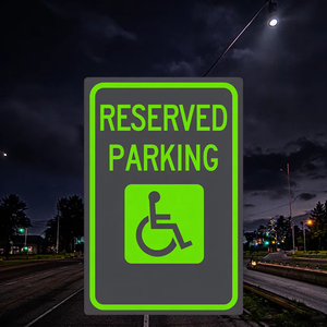 Segnale <span class=keywords><strong>di</strong></span> <span class=keywords><strong>parcheggio</strong></span> riservato per disabili, marca Securun, blu/verde/bianco, in alluminio, riflettente <span class=keywords><strong>di</strong></span> grado ingegneristico, ad alta visibilità, resistente ai raggi UV - Product Image 4