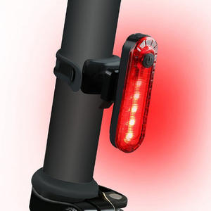 Luz Trasera para Bicicleta, Recargable por USB, LED COB, 4 Modos, Resistente al Agua IPX4, Luz de Seguridad, Color Rojo y Blanco, Plástico - Product Image 3