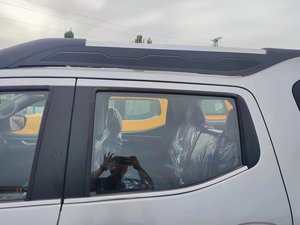 2025 automático 4WD 4X4 / 5 asientos gasolina pasajero Suv coche en Parazo <span class=keywords><strong>multiusos</strong></span> pasajero SUV Coche - Product Image 5