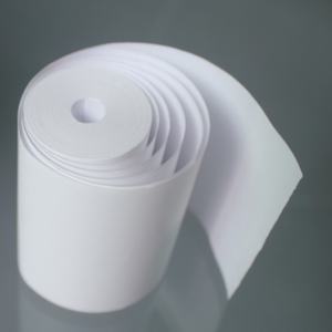 Rouleau de papier thermique monocouche 57x50mm sans noyau pour caisse enregistreuse, 100% pâte de bois pure - Product Image 1