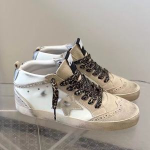 รองเท้าสเก็ตบอร์ดดีไซน์หรูหรา หนังแท้ ทรงเตี้ย ผูกเชือก สไตล์เรโทร ดีไซน์ทำเก่า น้ำหนักเบา กันลื่น ใส่ได้ทุกฤดู - Product Image 3