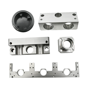 Composants sur mesure en aluminium et acier inoxydable de haute précision, usinage CNC/électroérosion à fil/brochage, précision 0,005 mm pour usinage 5 axes - Product Image 1