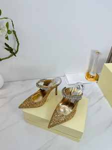 Escarpins Jimmy tendance avec chaîne de diamants et décoration de bracelet, talons aiguilles ajustés, dessus orné de diamants étincelants - Product Image 2