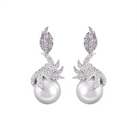 Nouvelles Boucles d'Oreilles Pendante en Argent Plaqué avec Micro-Pavé de Zircons Cubiques, Symétriques et Magnifiques, pour Femmes, Ornées de Perles