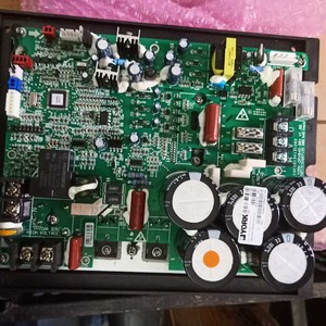 เครื่องปรับอากาศอินเวอร์เตอร์บอร์ด YCOH60 5007097 025W47011-001 สำหรับเซ็นทรัลเอซีคอมเพรสเซอร์โมดูลอะไหล่ทดแทน - Product Image 4