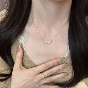 Collier en argent pur S925, couronne de princesse Alice, dentelle, goutte d'eau, chaîne fine haut de gamme, chaîne de clavicule, accessoire doux - Product Image 5