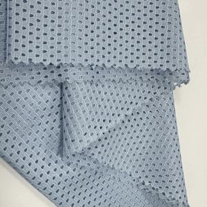 エコフレンドリーなポリエステルスポーツシャツメッシュ伸縮性ニット生地弾丸ヘッド生地通気性生地カーテンに持続可能 - Product Image 5