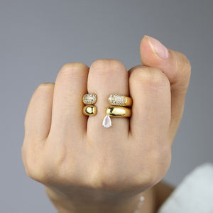 Ensemble de bagues en deux pièces zircon cubique ovale à la mode cercle pavé glacé accrocher goutte d'eau Style bijoux de mariage - Product Image 6