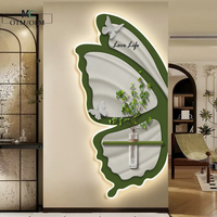 Peinture décorative murale en pierre de grès avec papillons et plantes hydroponiques pour fond de couloir