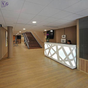 مكتب استقبال حديث بتصميم عصري مع إضاءة خلفية بيضاء وأضواء RGB للمكاتب - Product Image 5