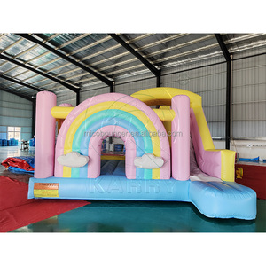 Tobogán Inflable con Diseño de <span class=keywords><strong>Nube</strong></span> Arcoíris para la Diversión de los Niños en Carnavales y Actividades de Entretenimiento en Festivales al Aire Libre - Product Image 1