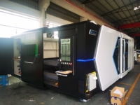 Machine de découpe laser à fibre automatique haute vitesse sécurisée, commande Cypcut 3 axes, refroidie par eau, pour métal, acier inoxydable, laiton