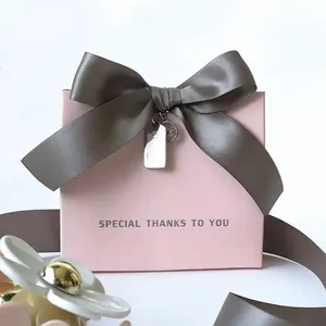 Custom luxury small decoration candy wedding favors chocolate shopping tote art gift paper bags with ribbons