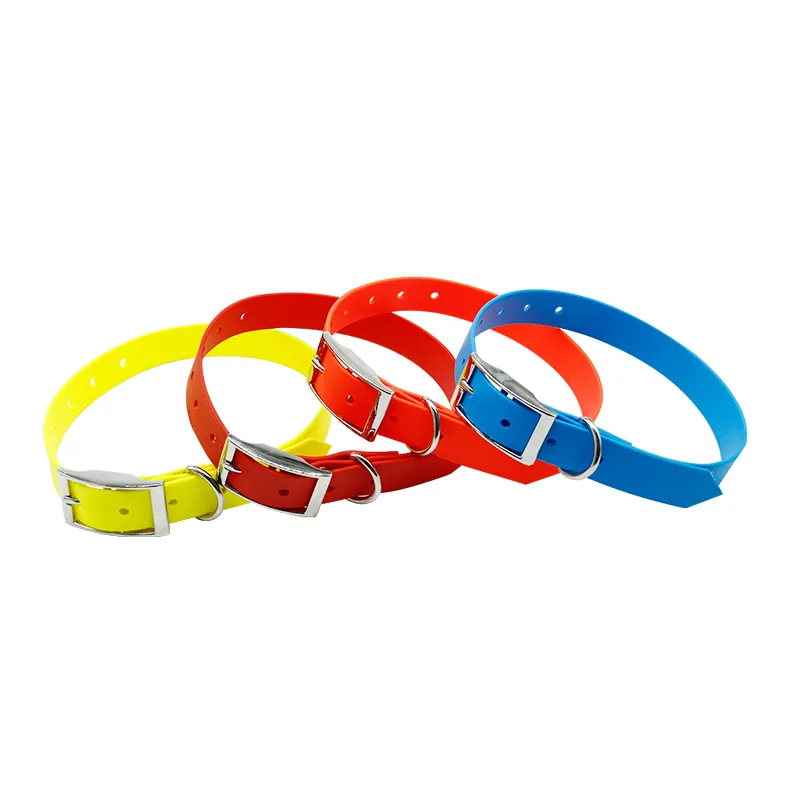 Wholesale Custom Adjustable Dog Collar With Lights Waterproof PVC Coated Nylon Pet Supplies Includes Leashes