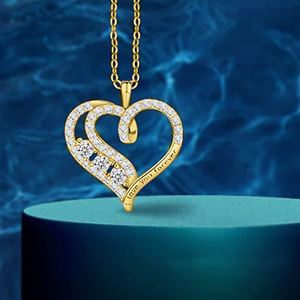 Collana con Ciondolo a Cuore Traforato Vintage per Donna, Gioielli alla Moda - Product Image 2