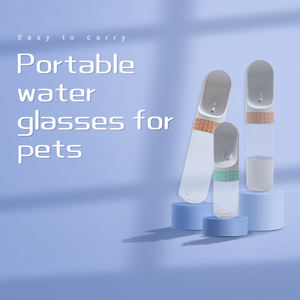 Dispensador de agua portátil para mascotas de viaje al por mayor grado alimenticio a prueba de fugas al aire libre perro y gato taza forma rectangular embalaje de cartón - Product Image 5