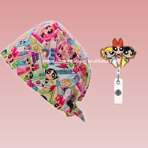 Cappello Chirurgico con Motivo PPG e Set di Porta Badge Abbinato, Accessori per Infermieri - Product Image 1