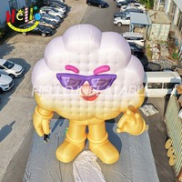 Mascotte gonflable géante personnalisée en forme de nuage dégradé avec lunettes de soleil violettes pour défilé de carnaval et décoration publicitaire extérieure