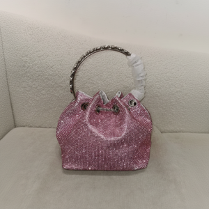 กระเป๋าคลัทช์คริสตัลหรูหรา กระเป๋าถือผู้หญิงประดับเพชร กระเป๋าออกงาน กระเป๋าถือโลหะลายสัตว์แบบกลวง ขายส่งจากโรงงาน มีสินค้าในสต็อก - Product Image 1