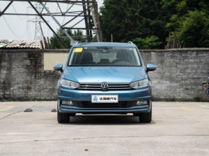 Volkswagen <span class=keywords><strong>Touran</strong></span> 280TSI DSG Comfort Edition 7 places 5 portes MPV Acura moteur boîte de vitesses automatique cuir ACC R18 FWD voiture d'<span class=keywords><strong>occasion</strong></span> - Product Image 2