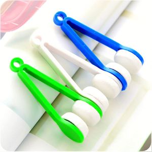 Brosse de nettoyage multifonctionnelle portable pour lunettes, avec matériau recyclable, pour le nettoyage des bracelets et des bagues - Product Image 3