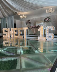Décoration de mariage Ampoule LED Lettres Mr et Mme Lettres de chapiteau de 4 pieds - Product Image 4