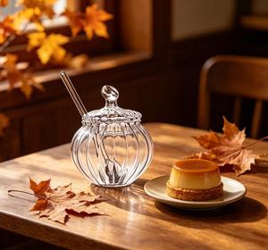 Pot en verre borosilicate rayé soufflé à la main, personnalisé OEM/ODM, pour le stockage du <span class=keywords><strong>miel</strong></span>, avec cuillère, compatible réfrigérateur - Product Image 3